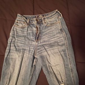 women’s hollister jeans size 7